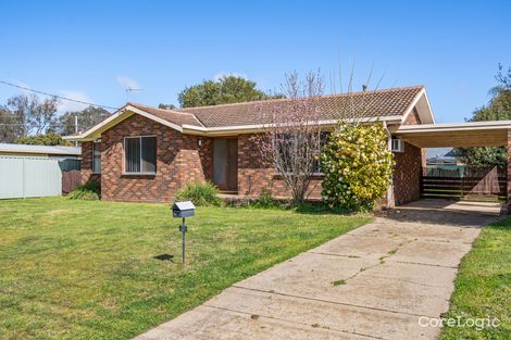 Property photo of 2 Huron Crescent Lake Albert NSW 2650