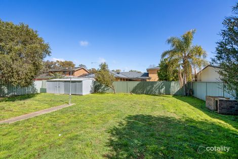 Property photo of 2 Huron Crescent Lake Albert NSW 2650