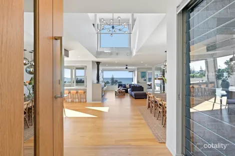 Property photo of 6 Beachview Drive Sapphire Beach NSW 2450