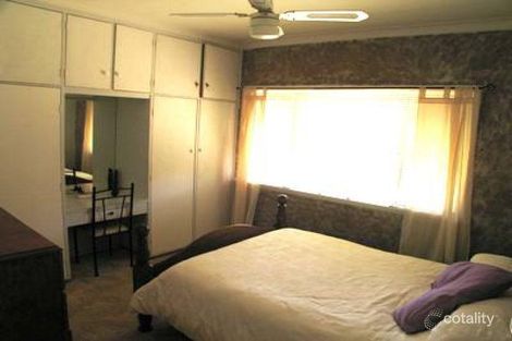 Property photo of 14 Nilma Avenue Mount Austin NSW 2650