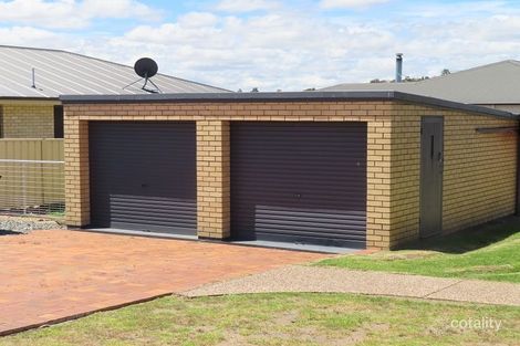Property photo of 76 Sugarloaf Road Stanthorpe QLD 4380