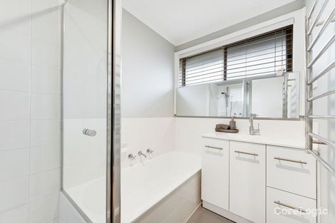 Property photo of 19 Redwood Close Meadow Heights VIC 3048