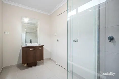 Property photo of 8 Chancery Road Werribee VIC 3030