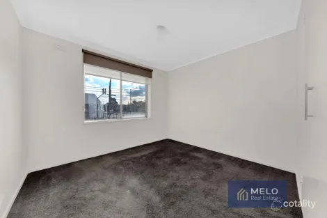 Property photo of 4/393 Barkly Street Footscray VIC 3011