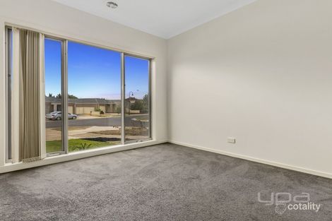 Property photo of 1/2 Fishburn Grove Harkness VIC 3337