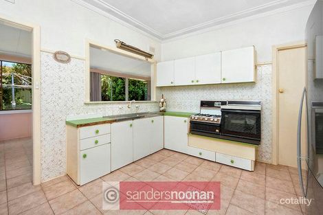 Property photo of 14 Beale Crescent Peakhurst NSW 2210