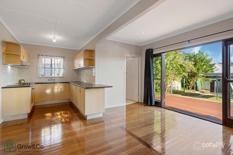 Property photo of 11 Davis Street Redcliffe QLD 4020