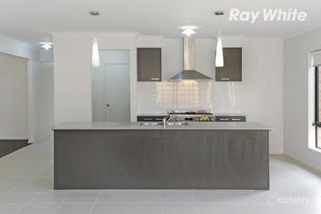 Property photo of 11 Ferngully Crescent South Morang VIC 3752