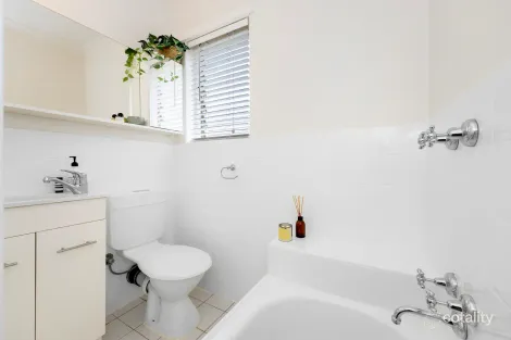 Property photo of 5/58 Lansdowne Road St Kilda East VIC 3183