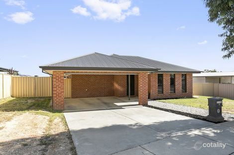 Property photo of 3 Sandhurst Drive California Gully VIC 3556