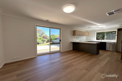 Property photo of 4 Twynam Court Young NSW 2594