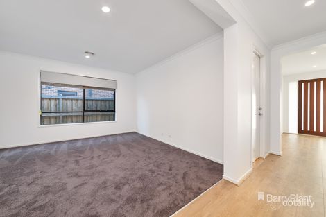 Property photo of 201 Wallara Waters Boulevard Wallan VIC 3756