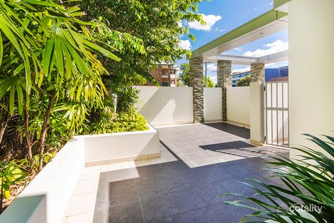 Property photo of 1/27-29 Madang Crescent Runaway Bay QLD 4216