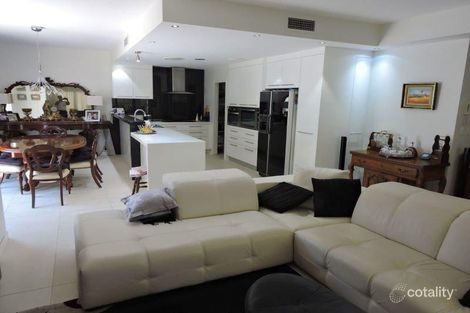 Property photo of 1/64 Broad Street Labrador QLD 4215