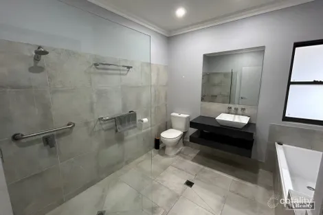 Property photo of 2/11 Palm Avenue Coconuts QLD 4860