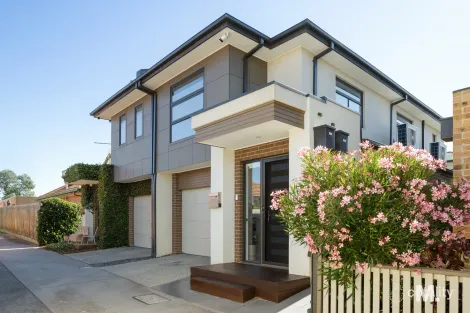 Property photo of 6 Tutton Lane Essendon VIC 3040