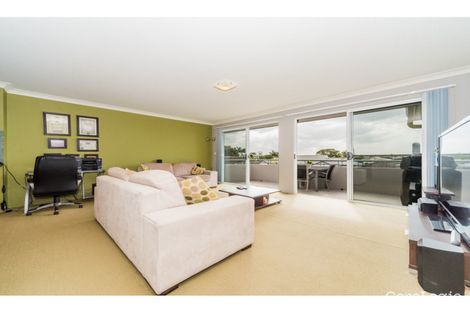 818/33 Clark St, Biggera Waters, QLD 4216