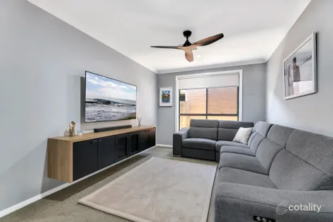Property photo of 64 Gannet Drive Cranebrook NSW 2749