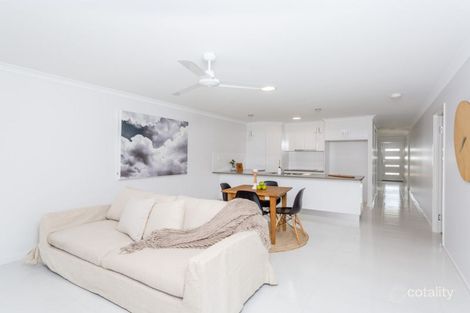 Property photo of 2/78 Furness Road Southside QLD 4570