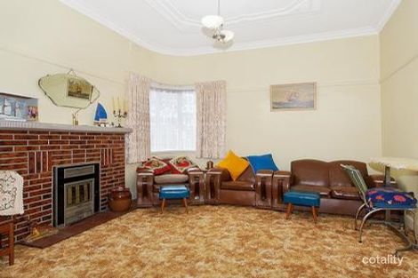 Property photo of 38 Springhall Parade Pascoe Vale South VIC 3044