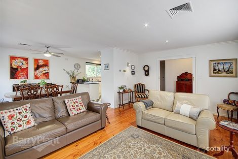 Property photo of 2 Sherwood Court Highton VIC 3216