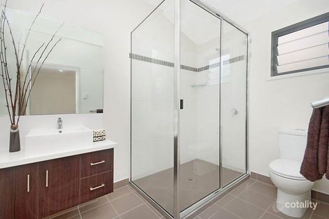 Property photo of 11 Ethel Street Hyde Park QLD 4812