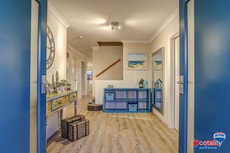 Property photo of 4 Tuross Place Ridgewood WA 6030