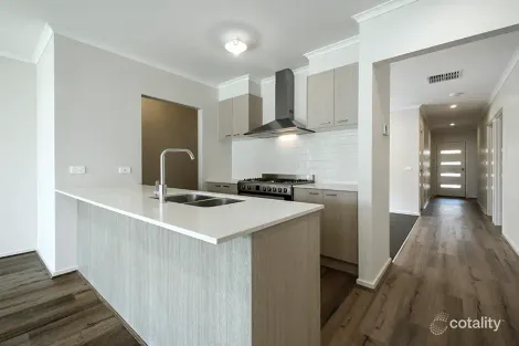 Property photo of 130 Evesham Drive Point Cook VIC 3030