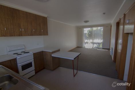 Property photo of 194 Coppards Road St Albans Park VIC 3219