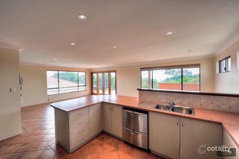 Property photo of 18 Nannup Close Dawesville WA 6211