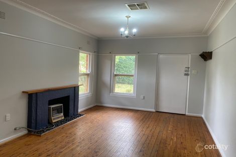 Property photo of 90 Mitchelmore Street Mount Austin NSW 2650