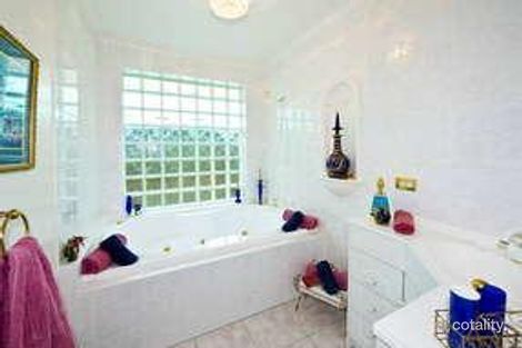 Property photo of 119 Cameron Parade Bundoora VIC 3083
