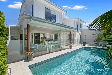 5 Girraween St, Warana, QLD 4575