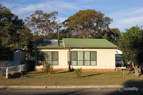 30 Tenth Ave, Budgewoi, NSW 2262