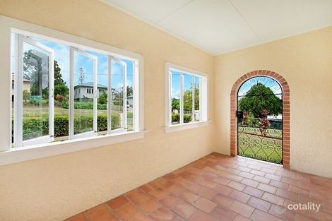 Property photo of 221 Oates Avenue Holland Park QLD 4121