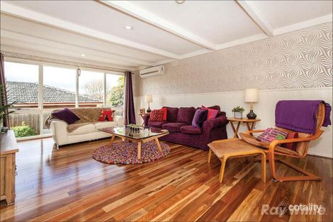 Property photo of 4 Eastleigh Drive Glen Waverley VIC 3150