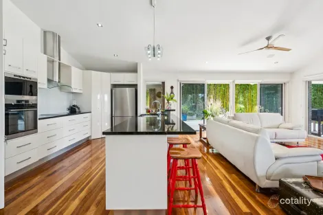 Property photo of 11 Innes Way Korora NSW 2450