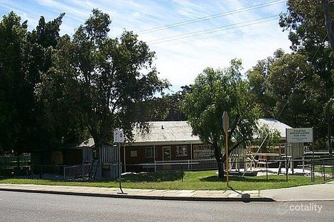 43 Zenobia St, Palmyra, WA 6157