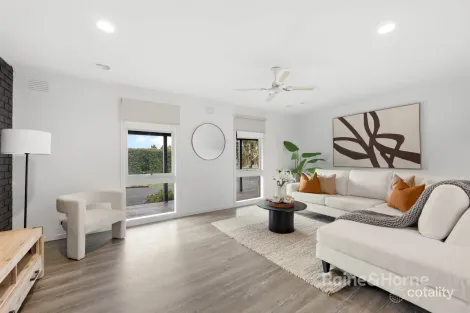 Property photo of 20 Metcalfe Drive Romsey VIC 3434