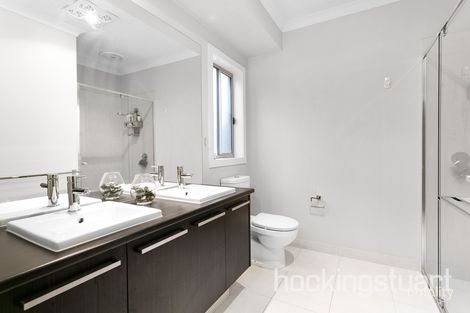 Property photo of 9 Bridgewater Avenue Eynesbury VIC 3338