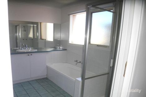 Property photo of 3 Myrtle Street St Kilda East VIC 3183