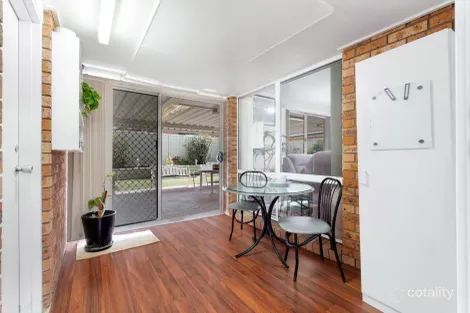 Property photo of 2 Vernon Close Rosemeadow NSW 2560