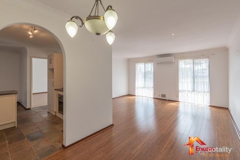 Property photo of 40 Willmott Drive Cooloongup WA 6168