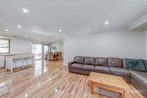 Property photo of 22 Johnstone Circuit Calwell ACT 2905