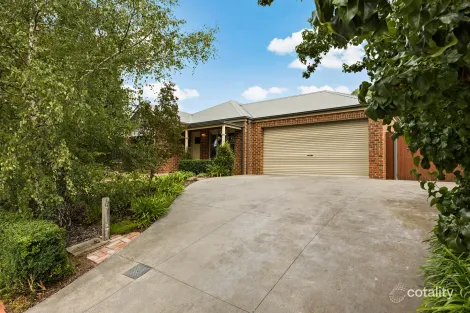 Property photo of 37 Gordon Boulevard Gisborne VIC 3437
