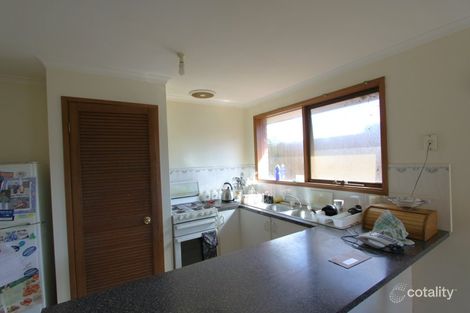 Property photo of 22 Flemington Crescent Werribee VIC 3030