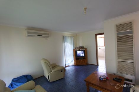 Property photo of 22 Flemington Crescent Werribee VIC 3030