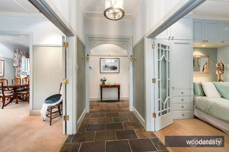 Property photo of 19 Wallace Road Burwood VIC 3125