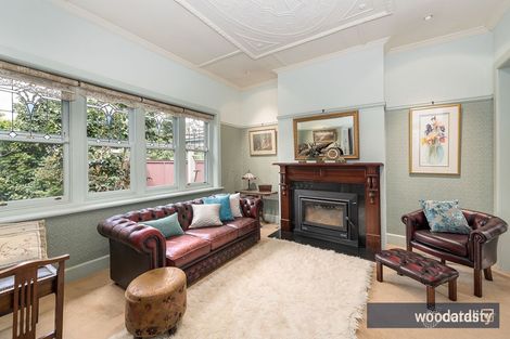 Property photo of 19 Wallace Road Burwood VIC 3125