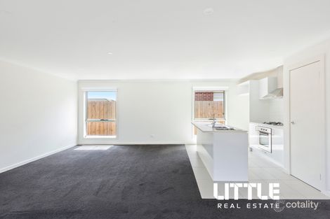 Property photo of 9 Spectacular Avenue Doreen VIC 3754